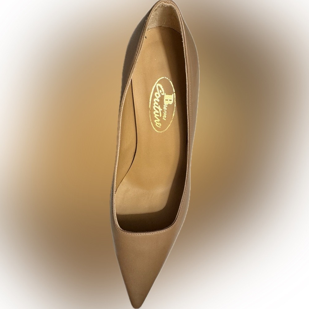 Brown’s Couture Beige Amour Heels Size 7 leather & rubber soles made in Italy - Picture 10 of 13